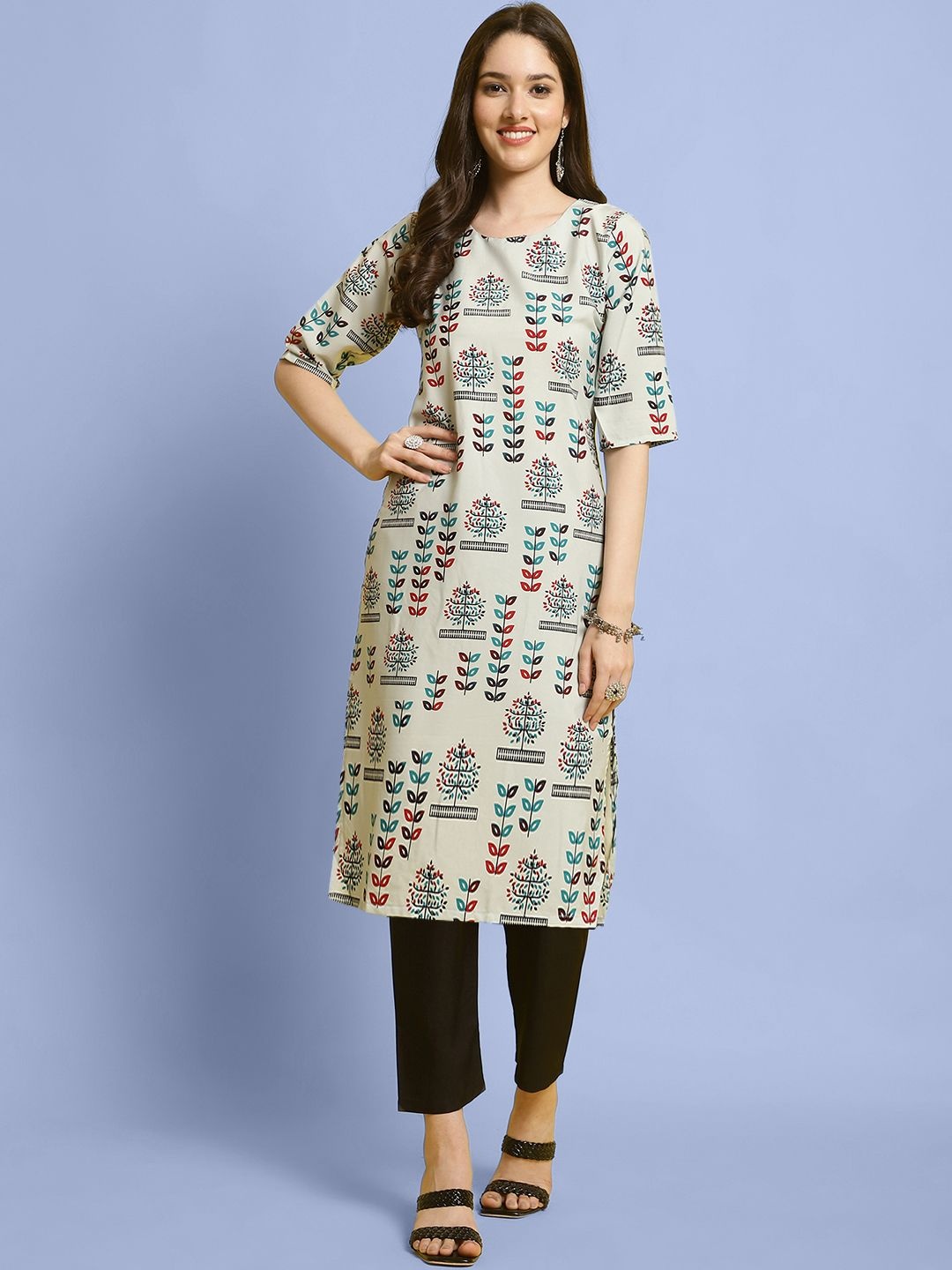 

7Threads Floral Printed Round Neck Straight Kurta With Trousers, Off white