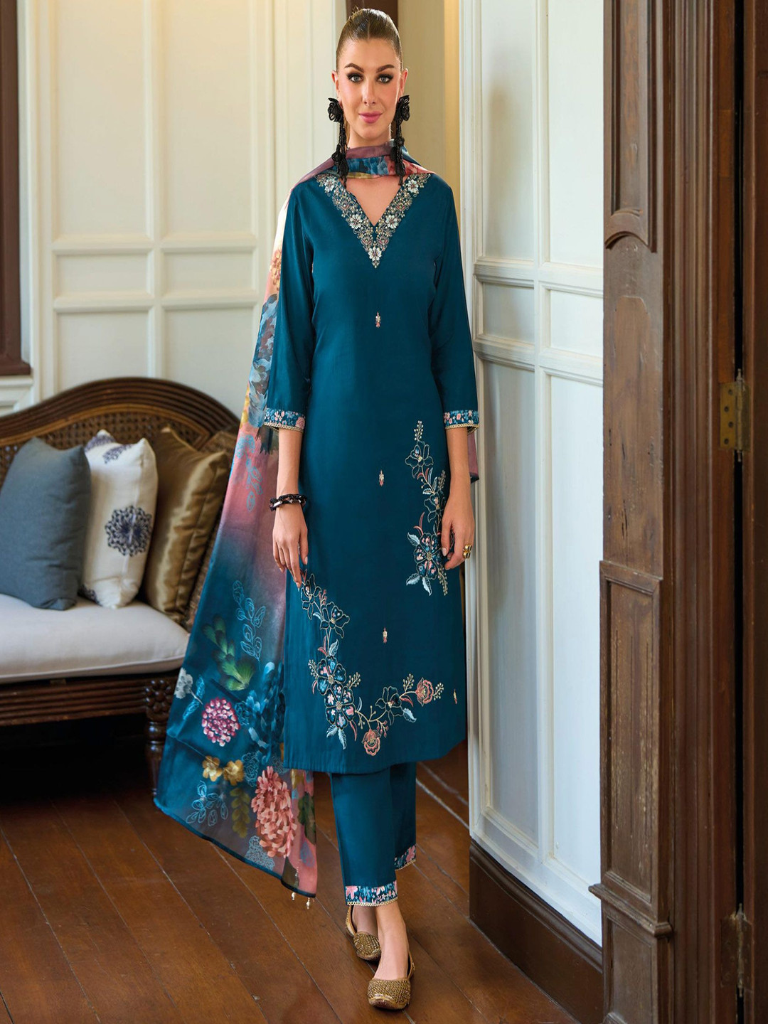 

Peachmode Floral Embroidered V-Neck Straight Kurta With Trousers And Dupatta, Turquoise blue