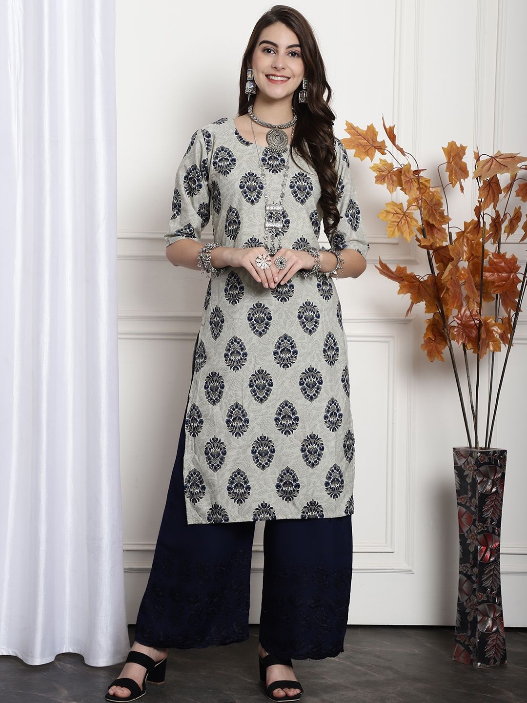 

7Threads Selections of 6 Ethnic Motifs Printed Straight Kurta, Grey