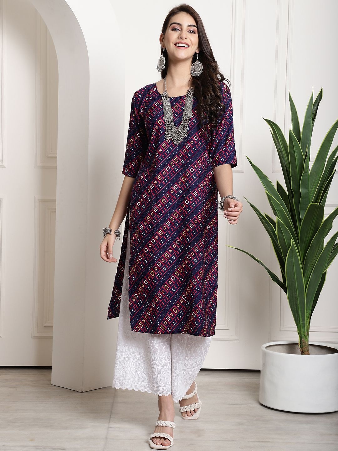 

7Threads Selection Of 6 Ethnic Motifs Printed Crepe Straight Kurtas, Navy blue