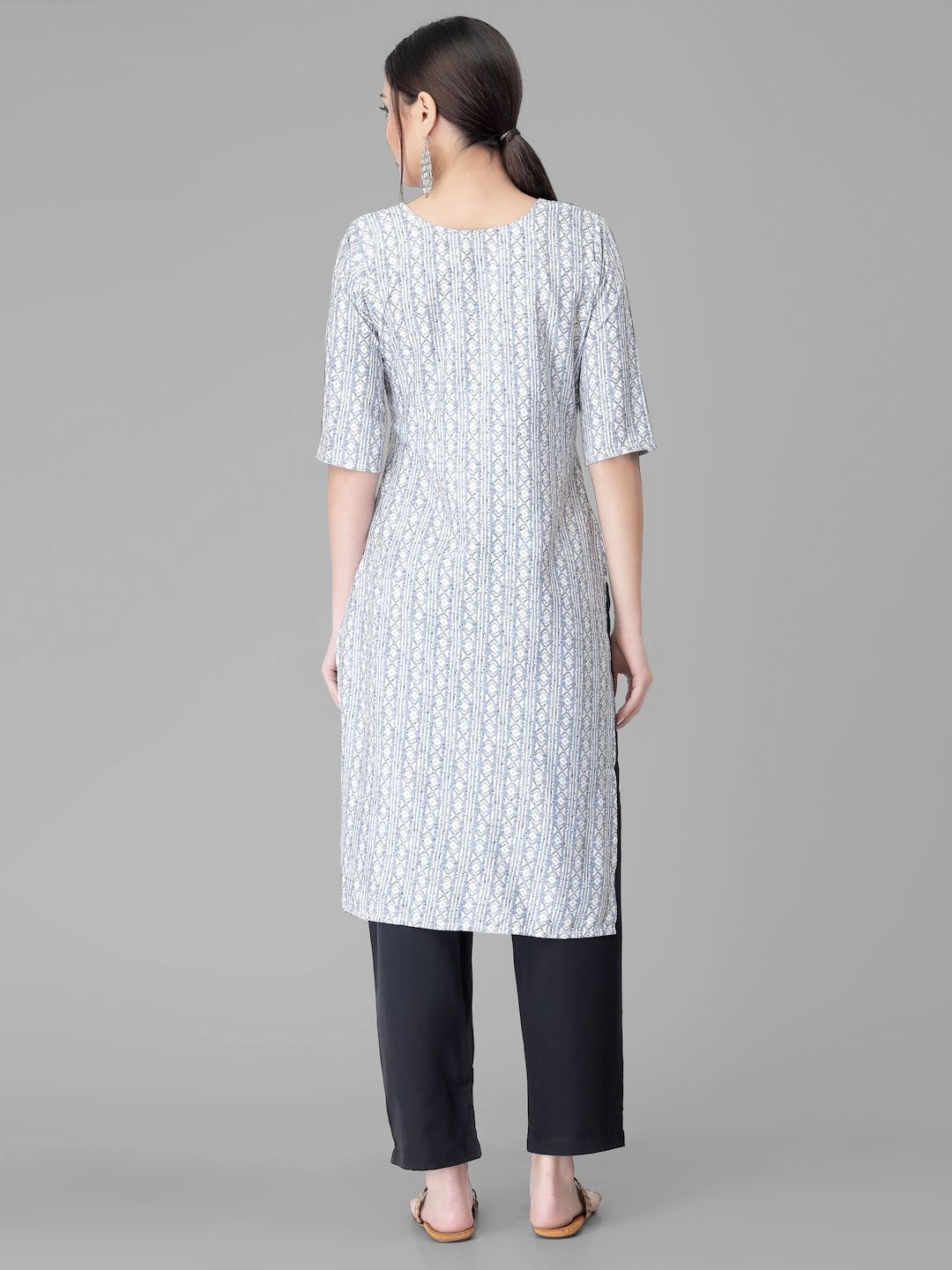 

7Threads Geometric Round Neck Straight Kurta With Trousers, White