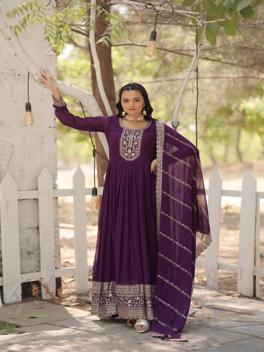 

JATRIQQ Women Fit & Flared Ethnic Dress With Dupatta, Purple