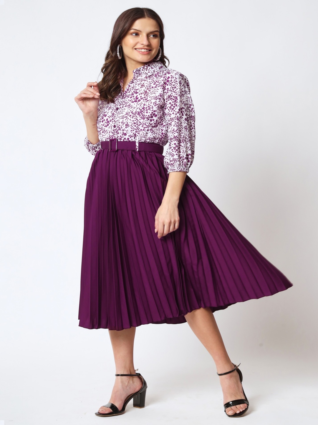 

Raiyani Enterprise Women Floral Printed Fit & Flare Dress, Magenta