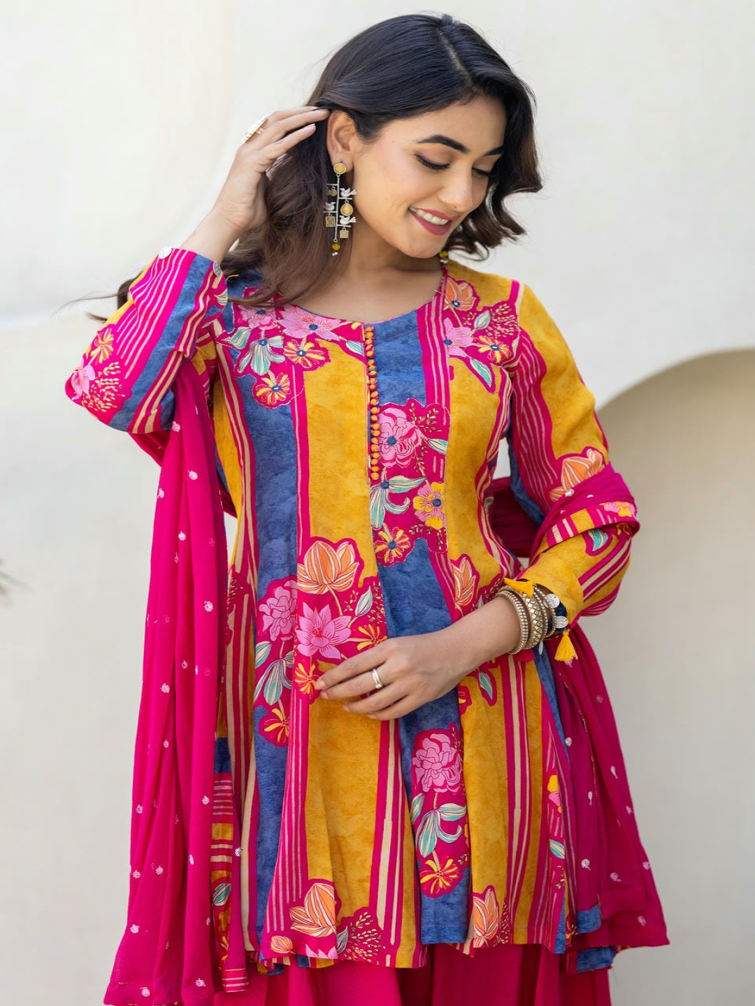 

Kaftanize Floral Printed Regular Mirror Work Kurta With Skirt With Dupatta, Pink