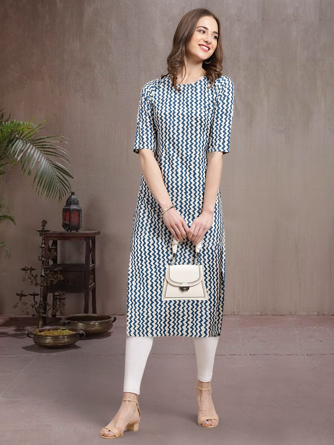 

7Threads Ethnic Motifs Printed Straight Kurta, Blue