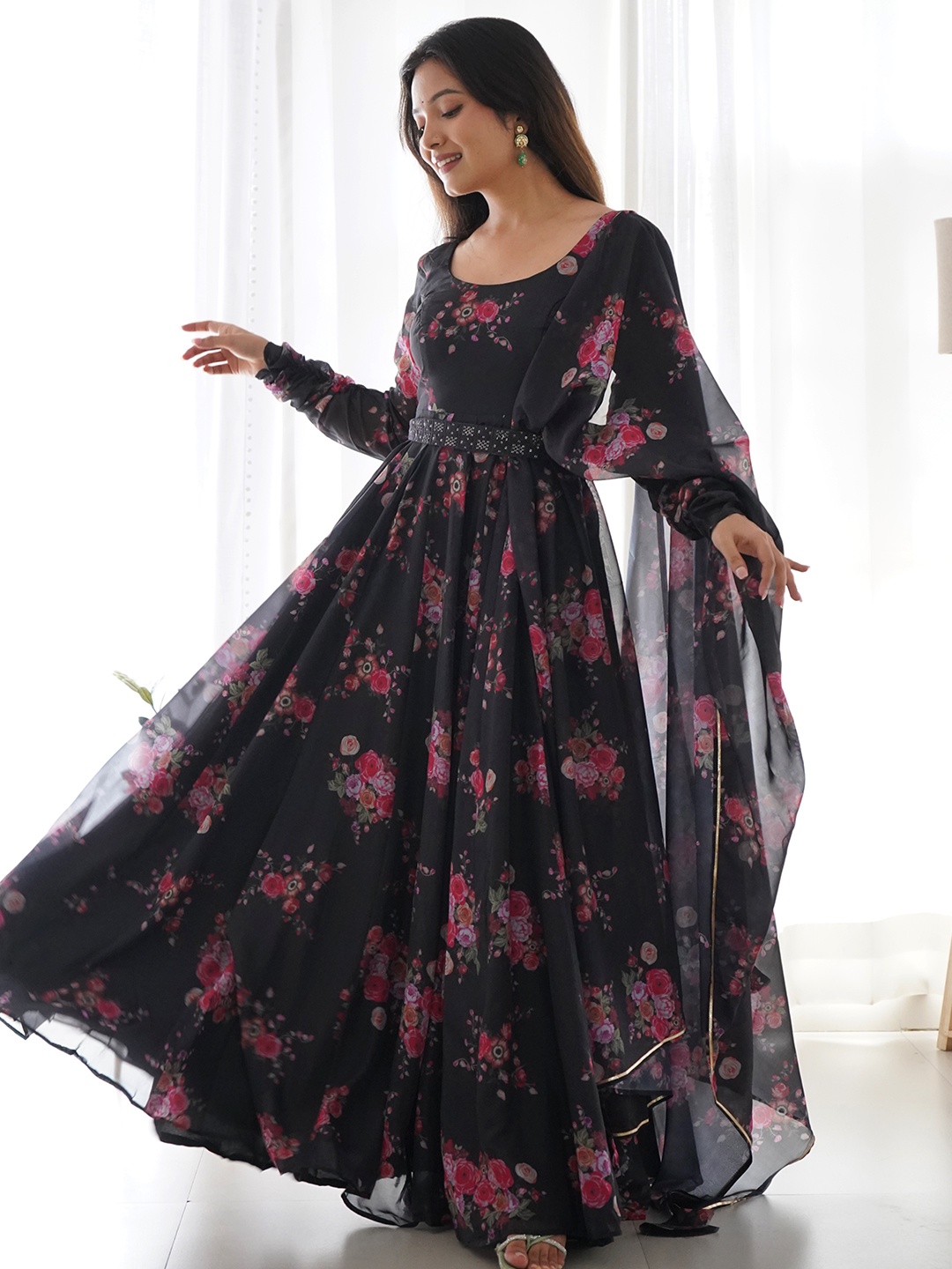 

Tanhai Floral Printed Regular Organza Kurta With Pyjamas & Dupatta, Black