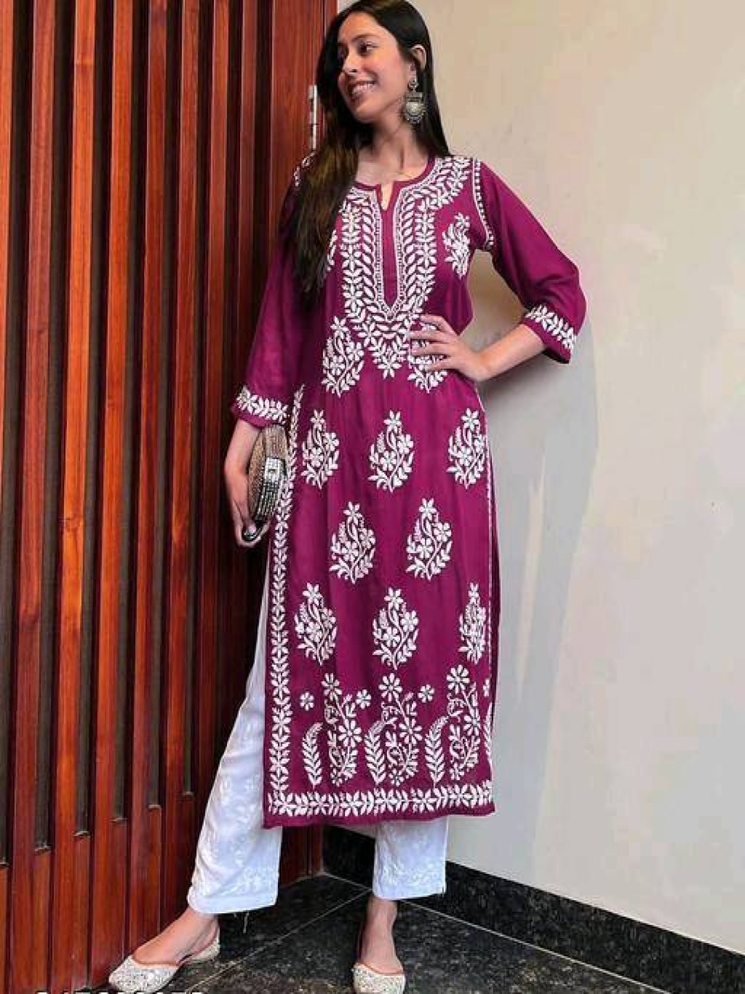 

Rujave Women Ethnic Motifs Embroidered Regular Chikankari Kurta with Palazzos, Magenta