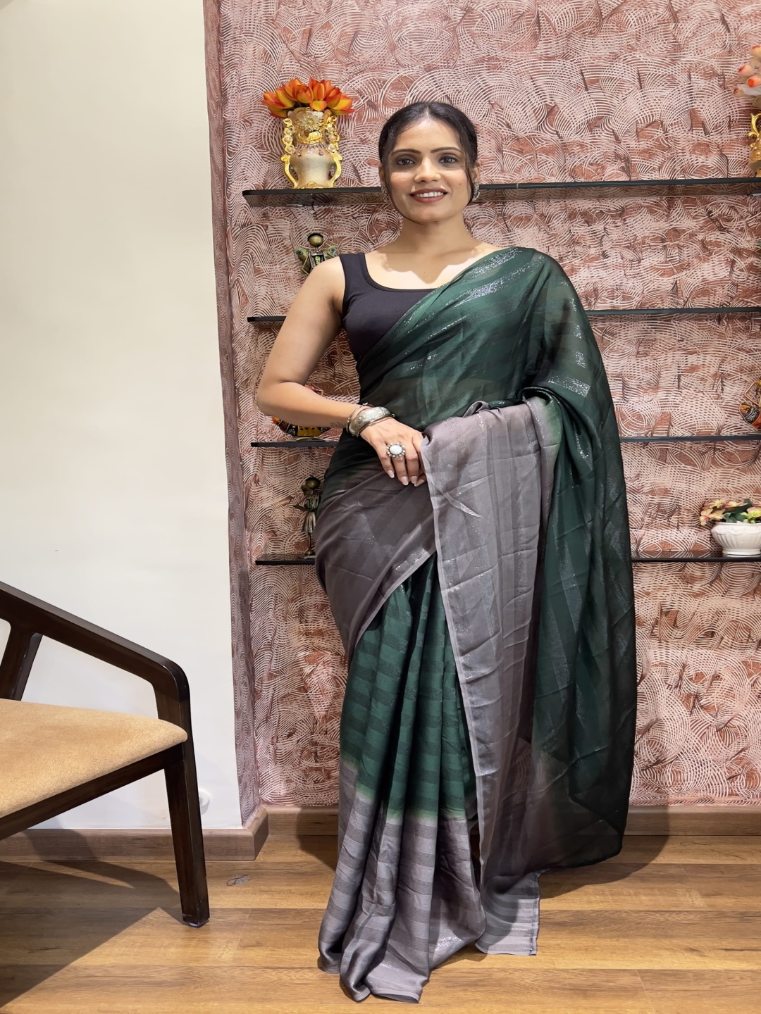 

KALINI Striped Pure Chiffon Ready to Wear Jamdani Saree, Green