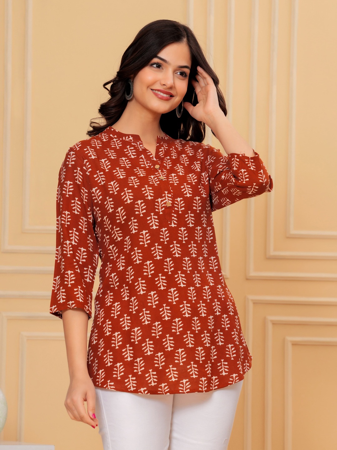 

Siya Fashion Print Mandarin Collar Cotton Top, Maroon