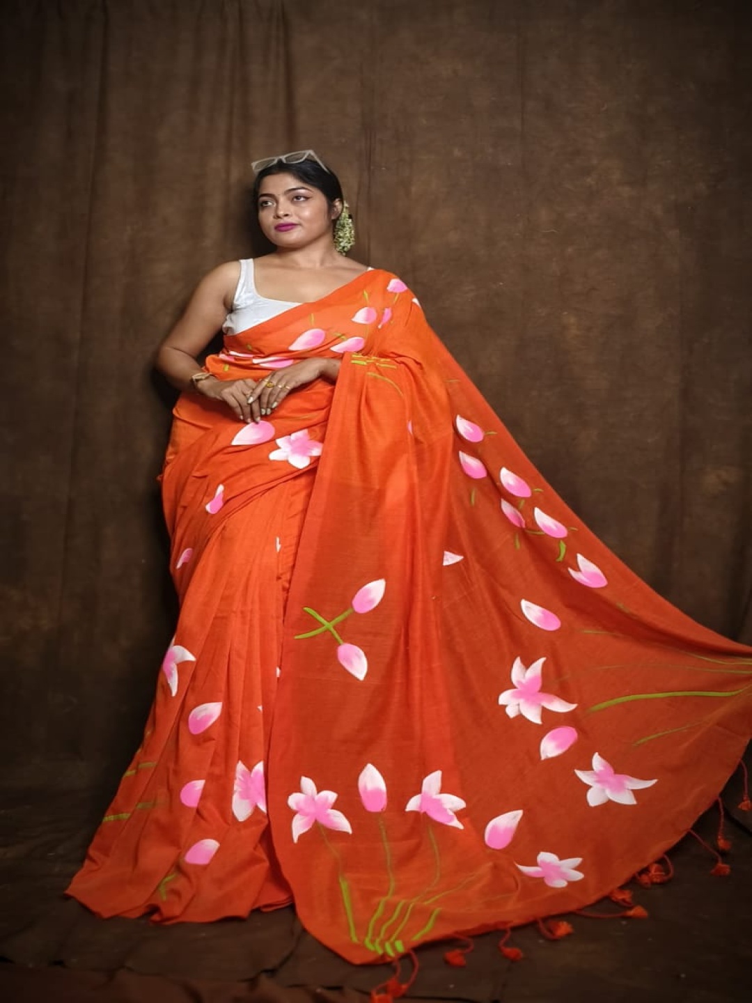 

Ruuprekha Floral Pure Cotton Khadi Saree, Orange