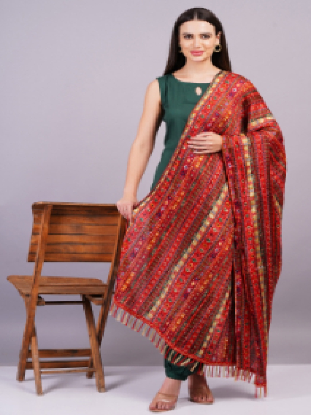 

JC4U Keyhole Neck Kurta With Salwar & Dupatta, Green
