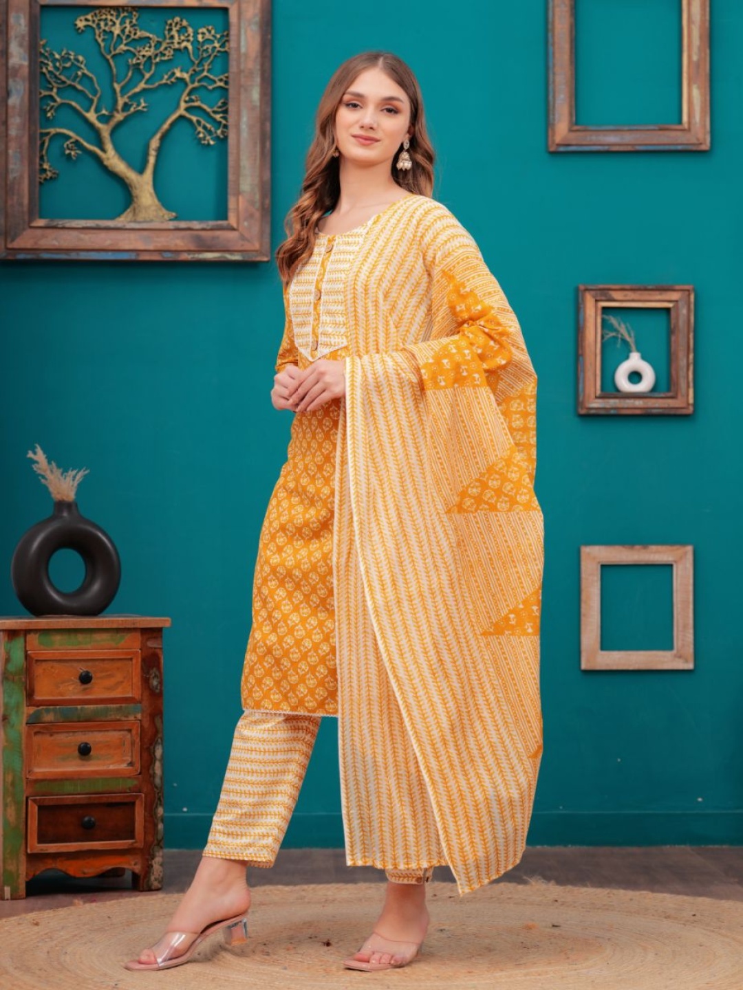 

JC4U Floral Printed Pure Cotton Straight Kurta With Trousers And Dupatta, Yellow