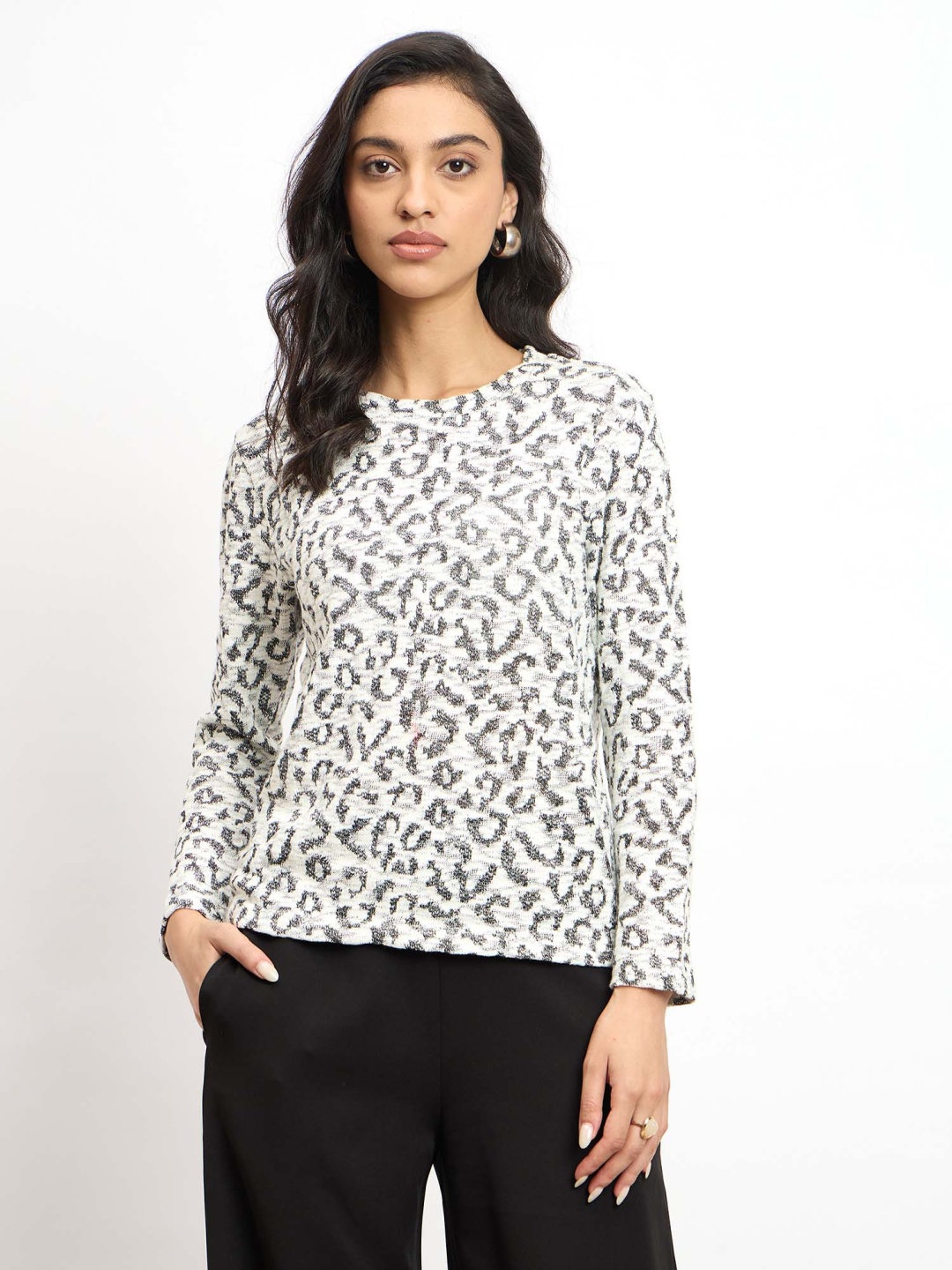 

SALT ATTIRE Women Animal Printed Woollen Pullover, White