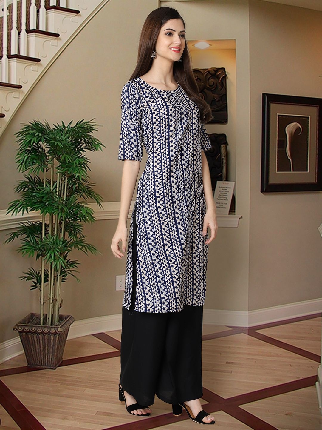 

7Threads Geometric Printed Straight Kurta, Navy blue