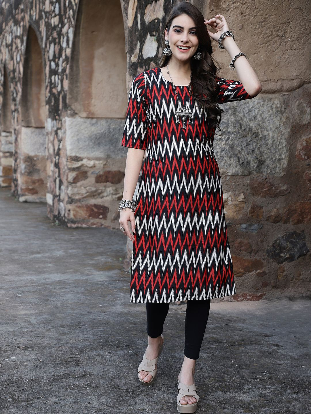 

7Threads Selection 0f 6 Chevron Printed Round Neck Straight Crepe Kurta, Black