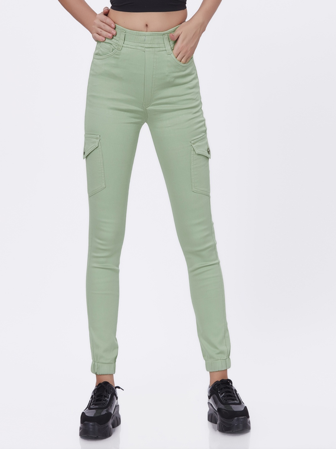 

Blum Denim Women Smart Skinny Fit Denim Cropped Cargos Trouser, Green