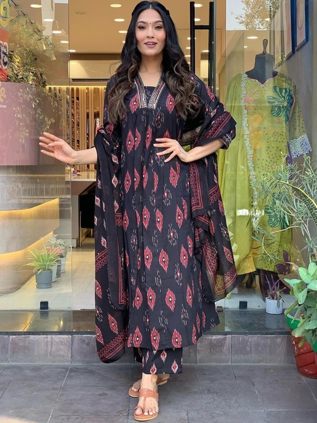

THE52 Printed Straight Kurta with Trousers & With Dupatta, Black