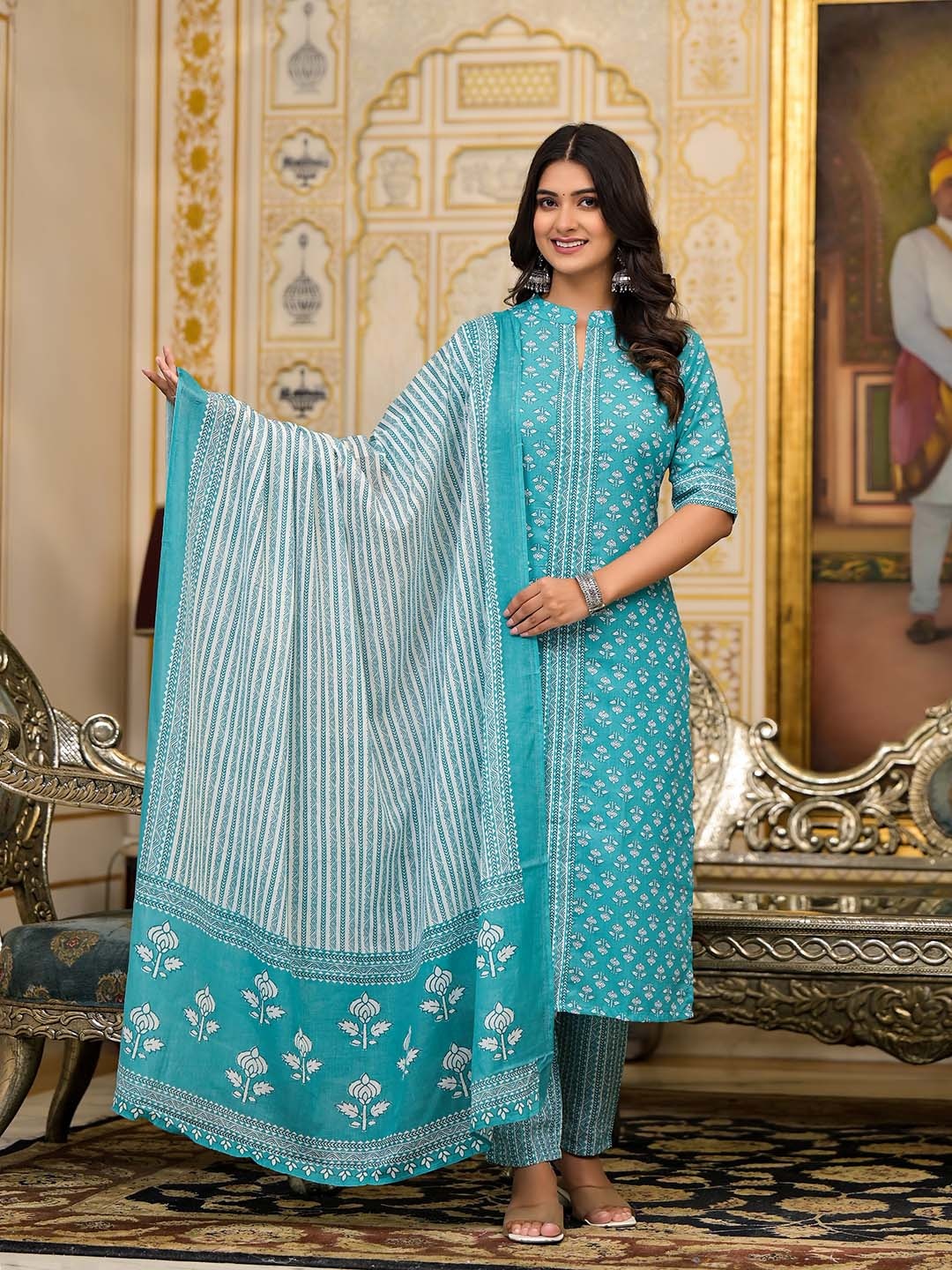 

AKS Floral Printed Regular Pure Cotton Straight Kurta with Trousers & Dupatta, Blue