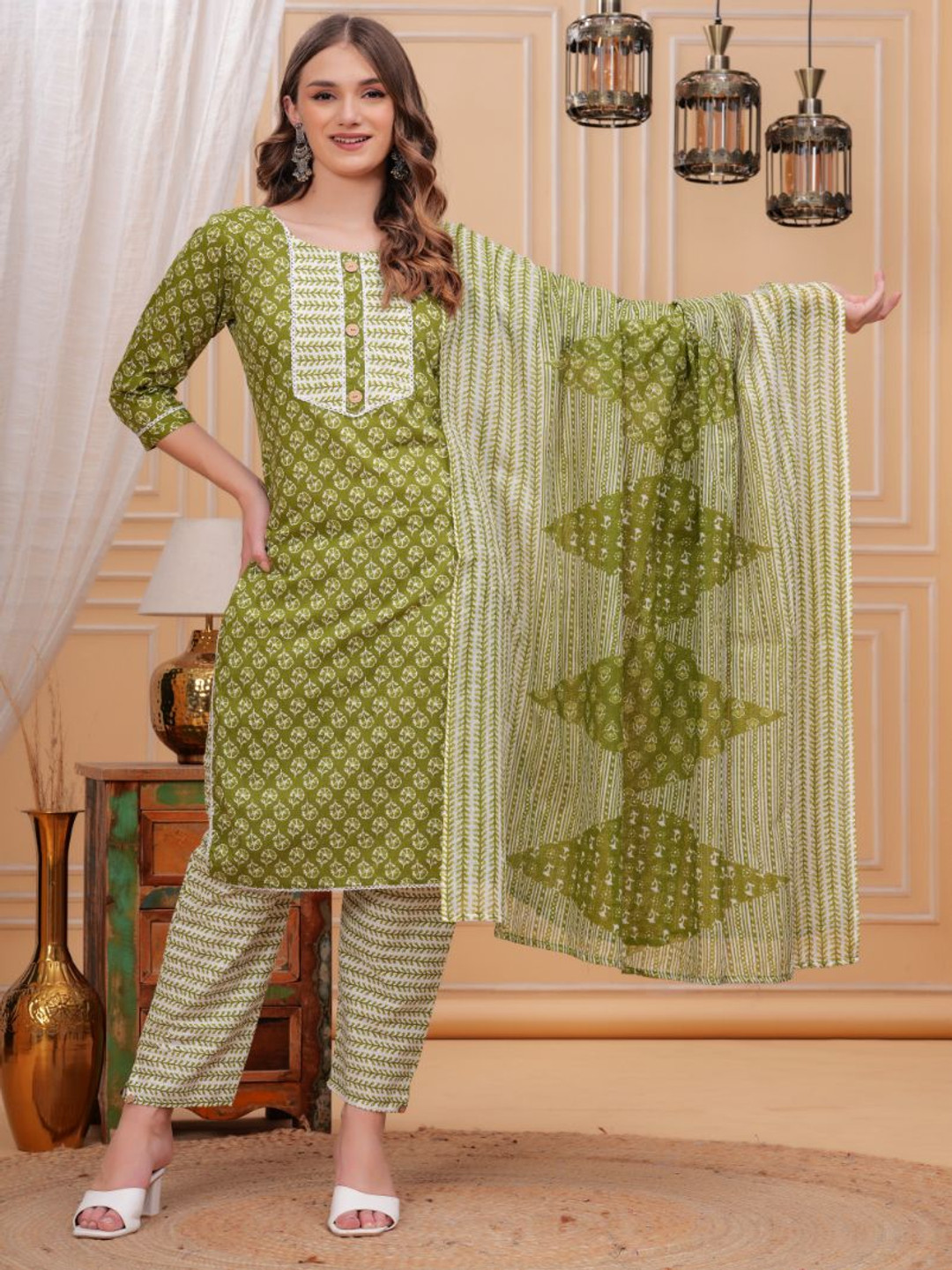 

JC4U Floral Printed Pure Cotton Straight Kurta With Trouser & Dupatta, Green