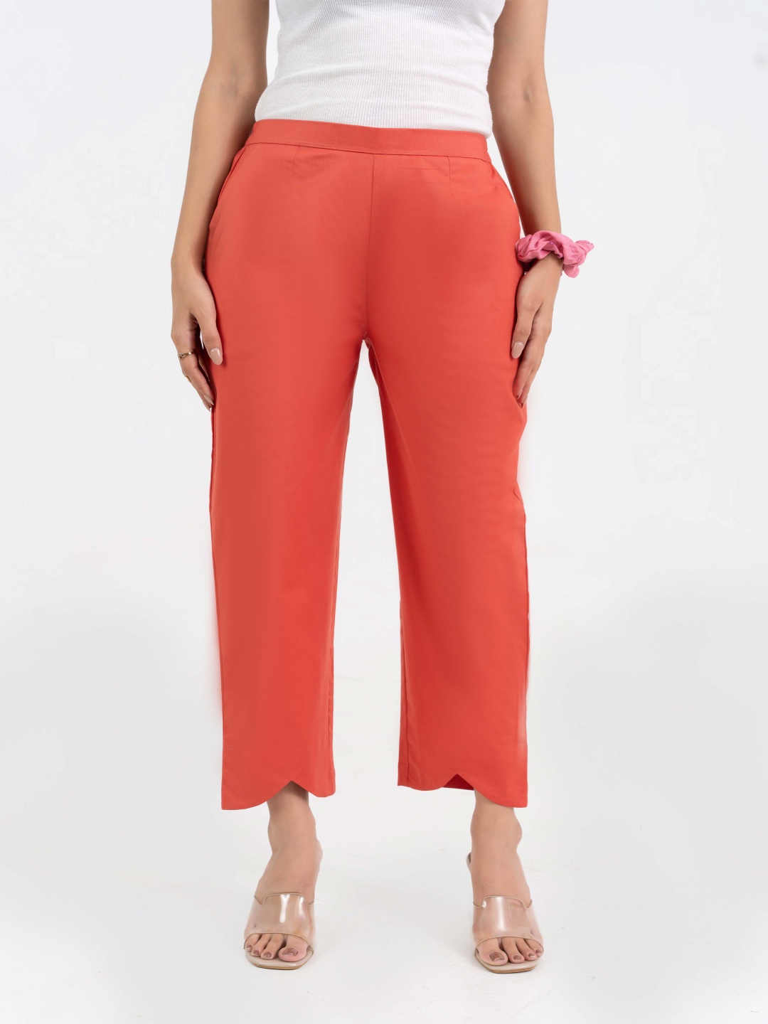 

GULABOSITABO Pure Cotton Mid-Rise Straight Fit Trousers, Peach