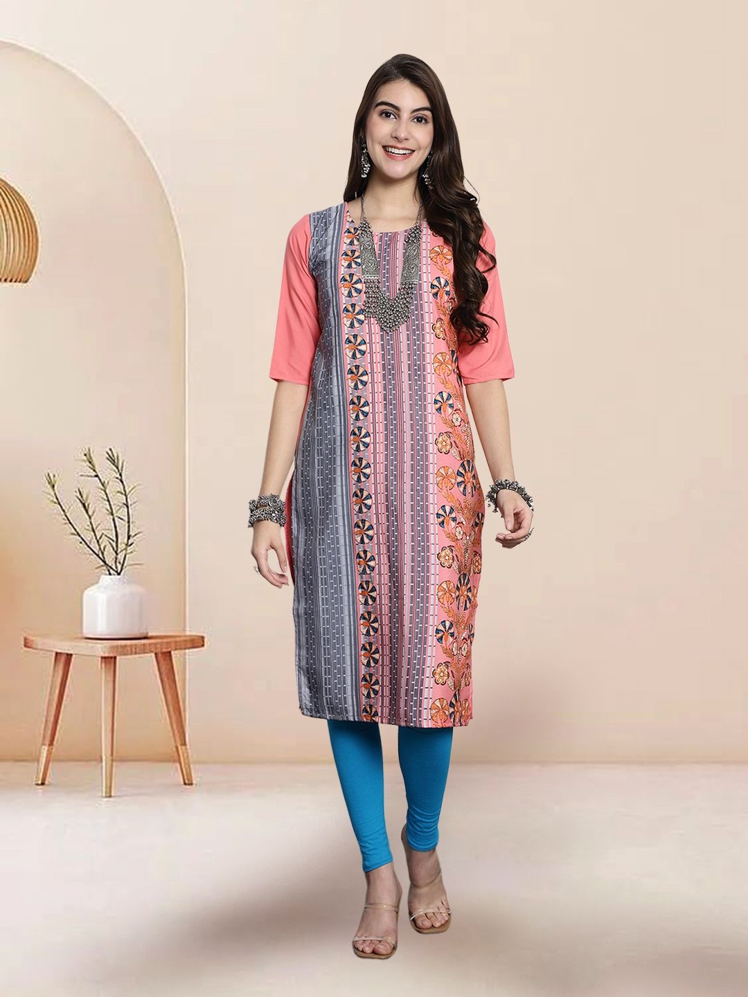 

7Threads Ethnic Motifs Printed Round Neck Straight Kurta, Pink