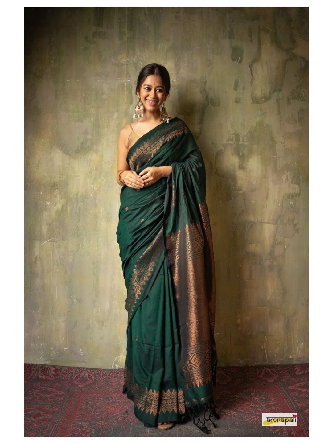 

Kriyansh Women Ethnic Motifs Zari Banarasi Saree, Green