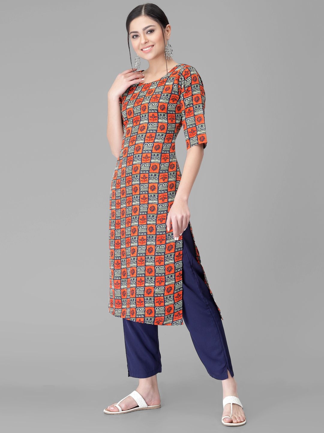 

7Threads Ethnic Motifs Printed Round Neck Straight Kurta With Trousers, Orange