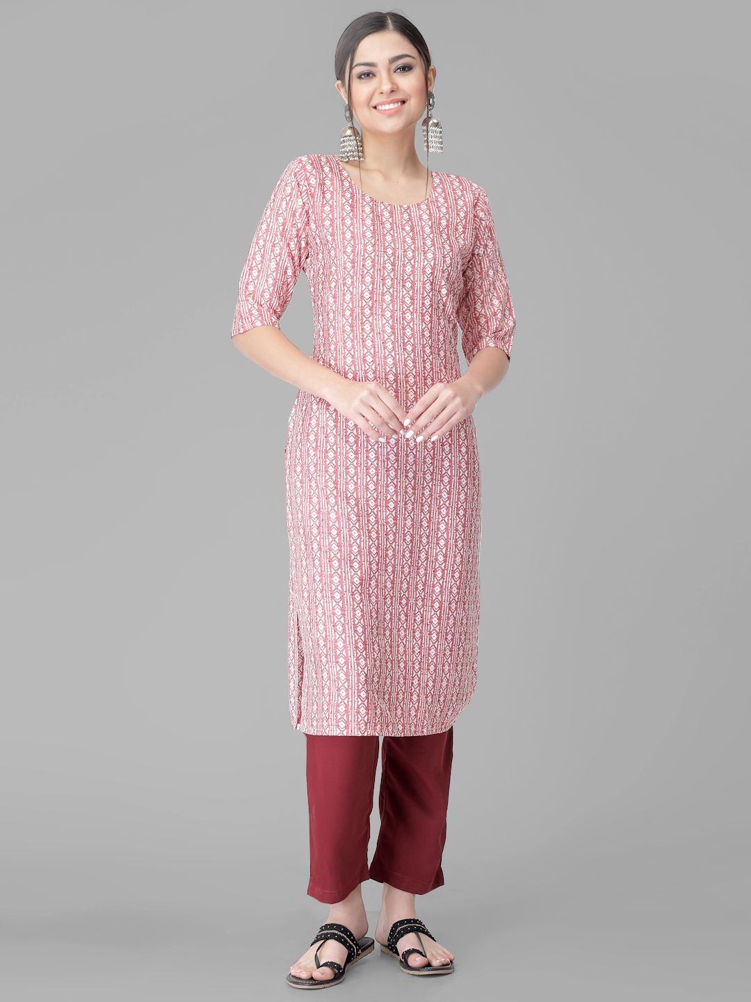 

7Threads Ethnic Motifs Printed Round Neck Straight Kurta With Trousers, Peach
