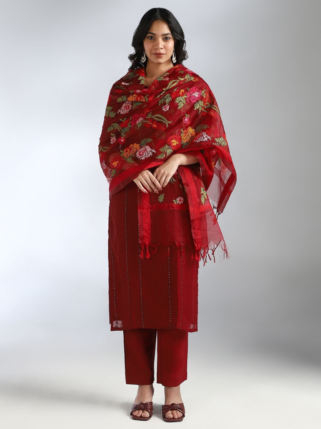 

House Of Dharaa Floral Embroidered Straight Kurta With Trousers And Dupatta, Maroon