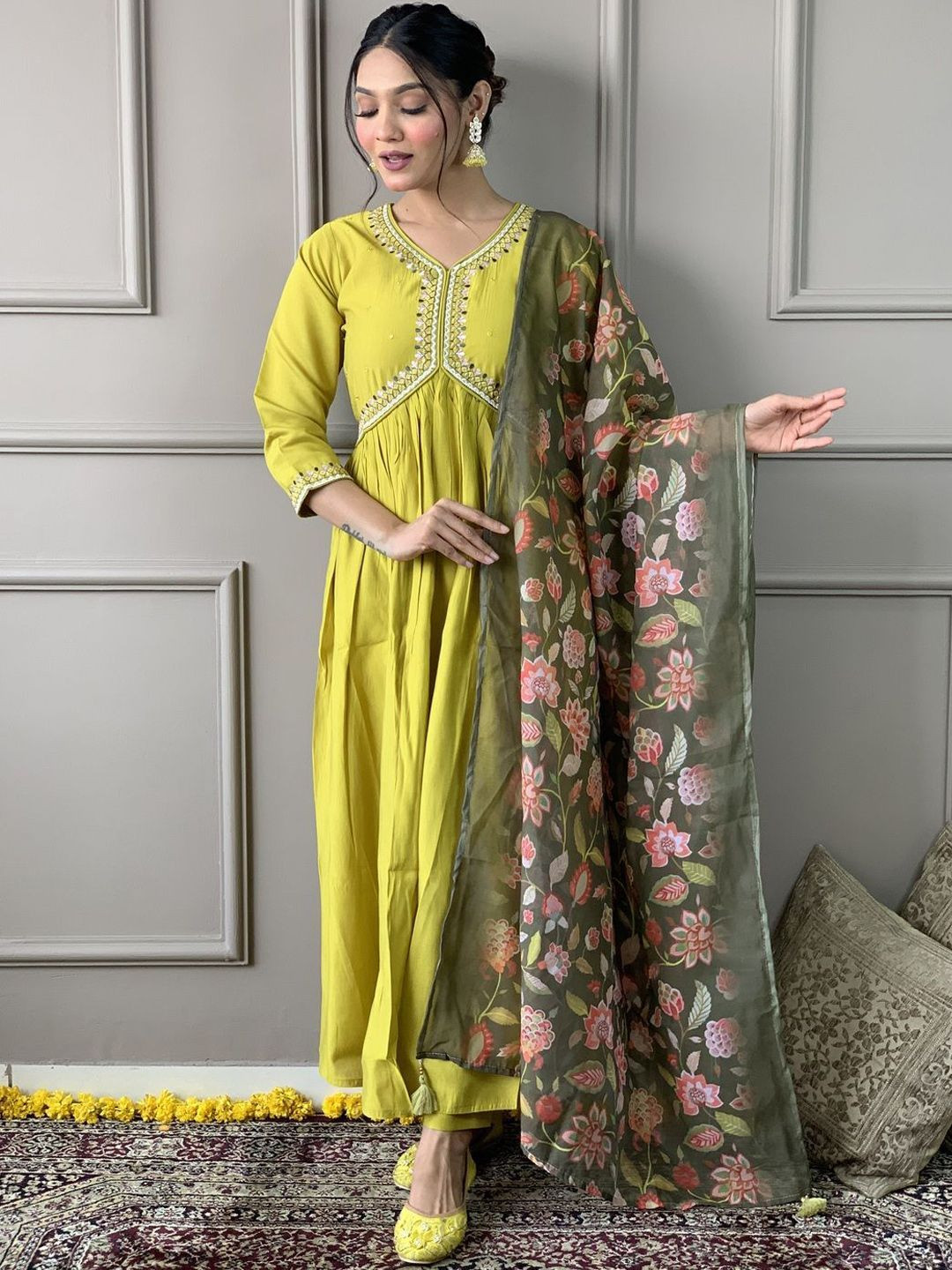 

REALLTREND Floral Embroidered Empired A-Line Kurta With Trousers & Dupatta, Yellow