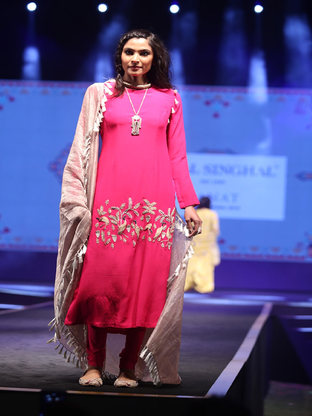 

Payal Singhal Floral Embroidered Regular Beads & Stones Straight Kurta with Churidar, Pink