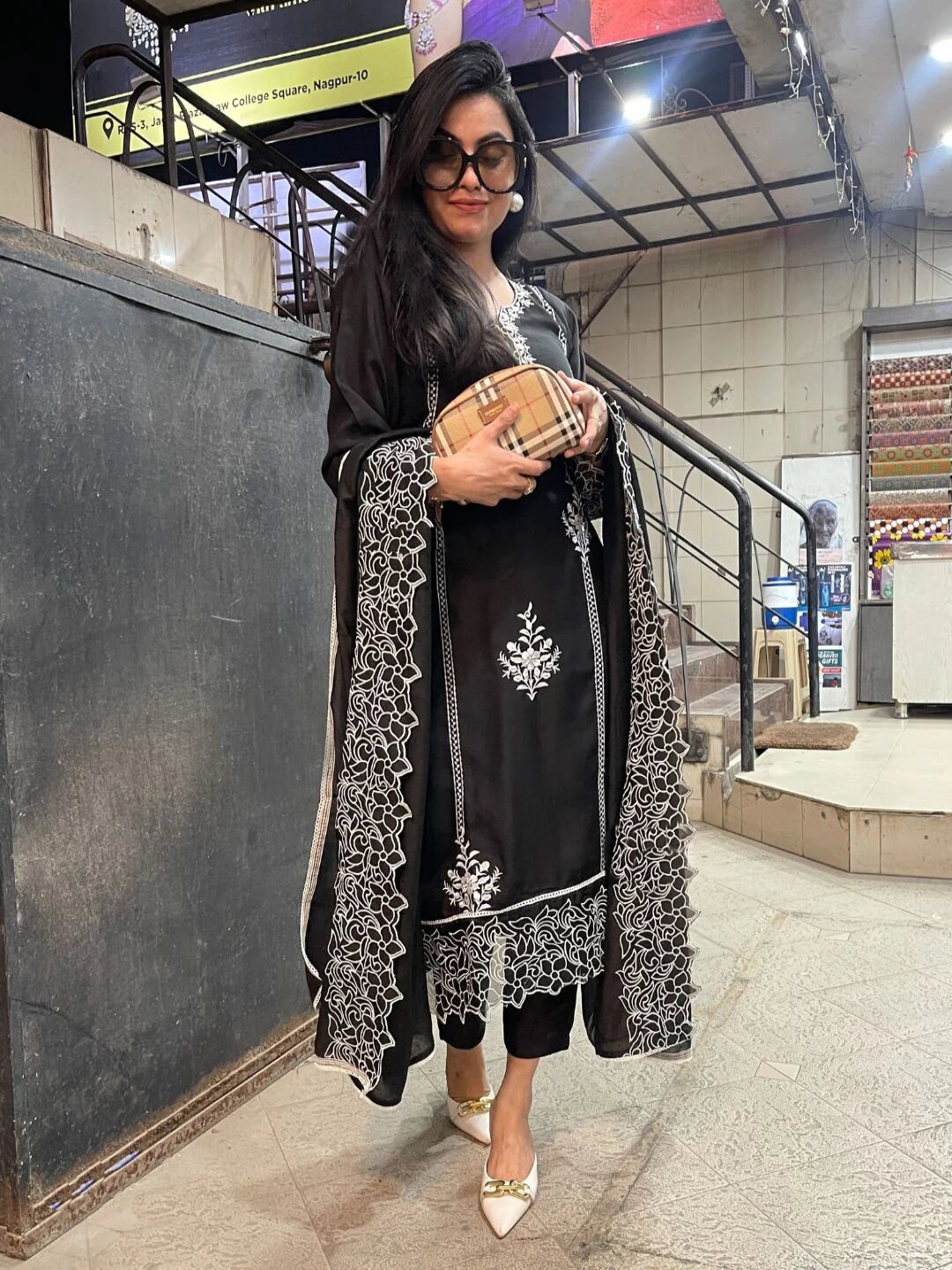 

KALINI Floral Embroidered Regular Thread Work Kurta With Trousers & Dupatta, Black