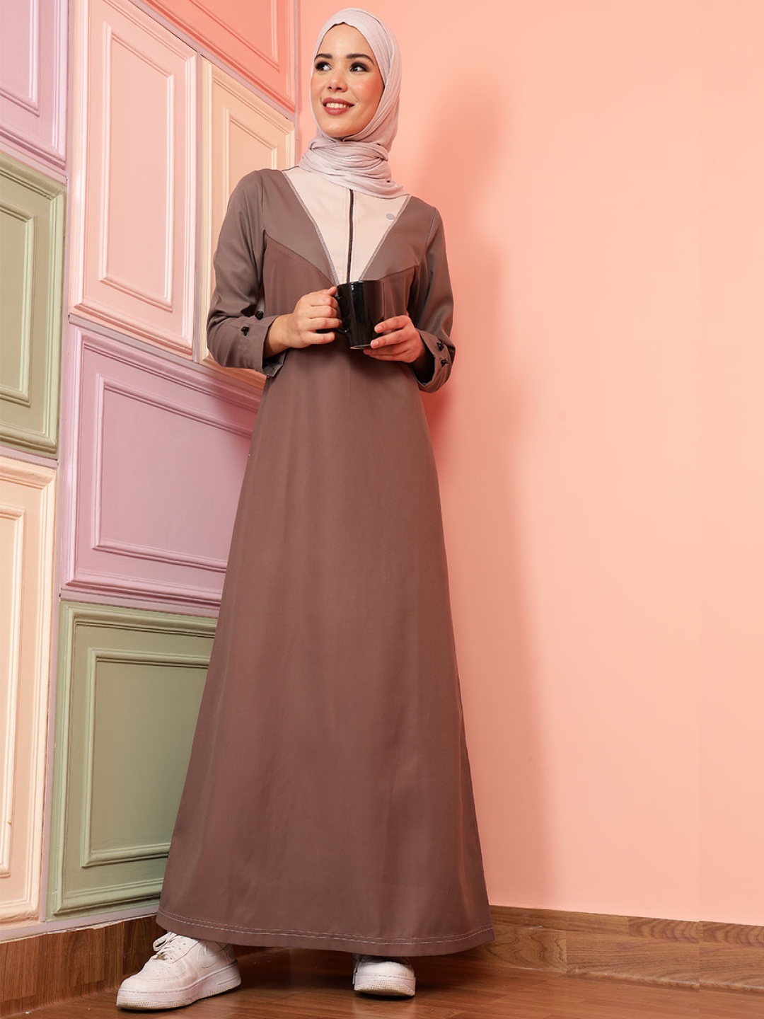 

IDH London Toggle Cuffs Burqa With Scarf, Brown