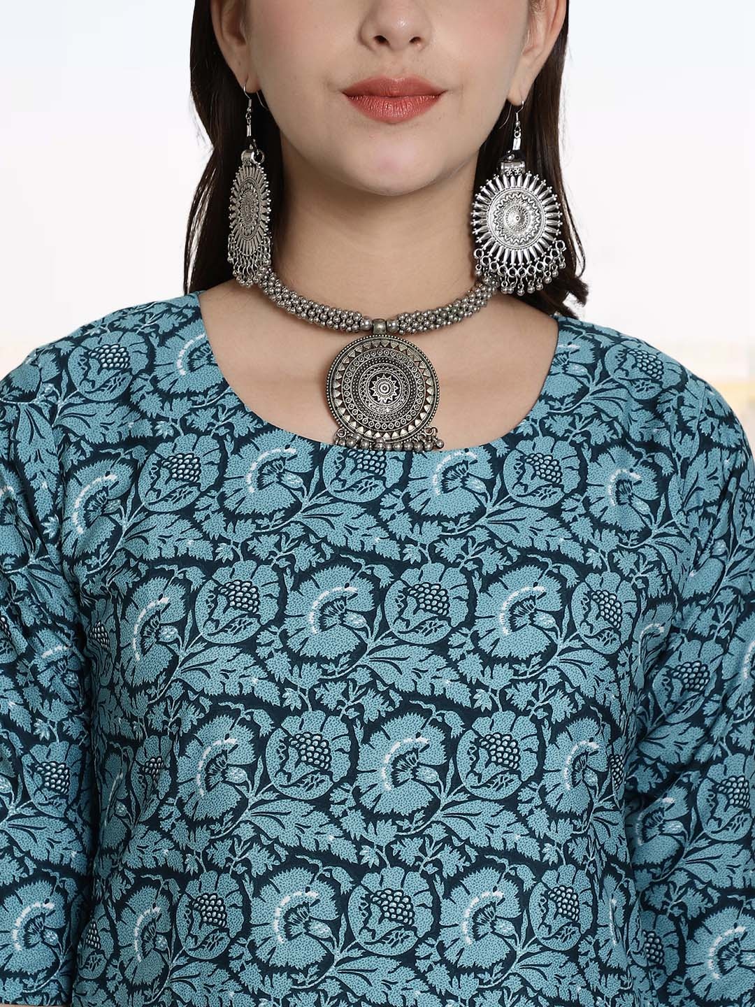 

7Threads Women Ethnic Motifs Dyed Sequinned Floral Crepe Kurta, Multi