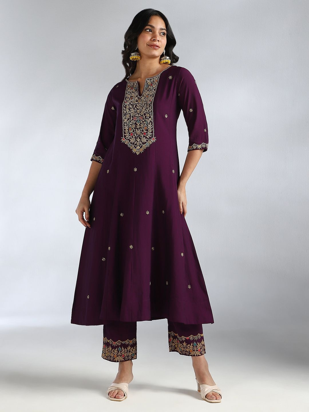 

House Of Dharaa Floral Embroidered Notch Neck Kurta With Trousers And Dupatta, Purple