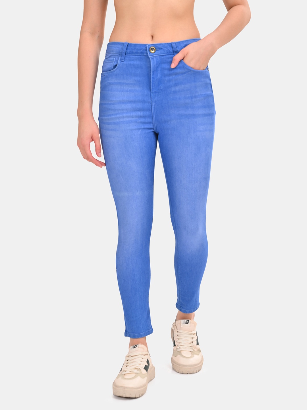 

Llak Jeans Women Skinny Fit Light Fade Stretchable Jeans, Blue