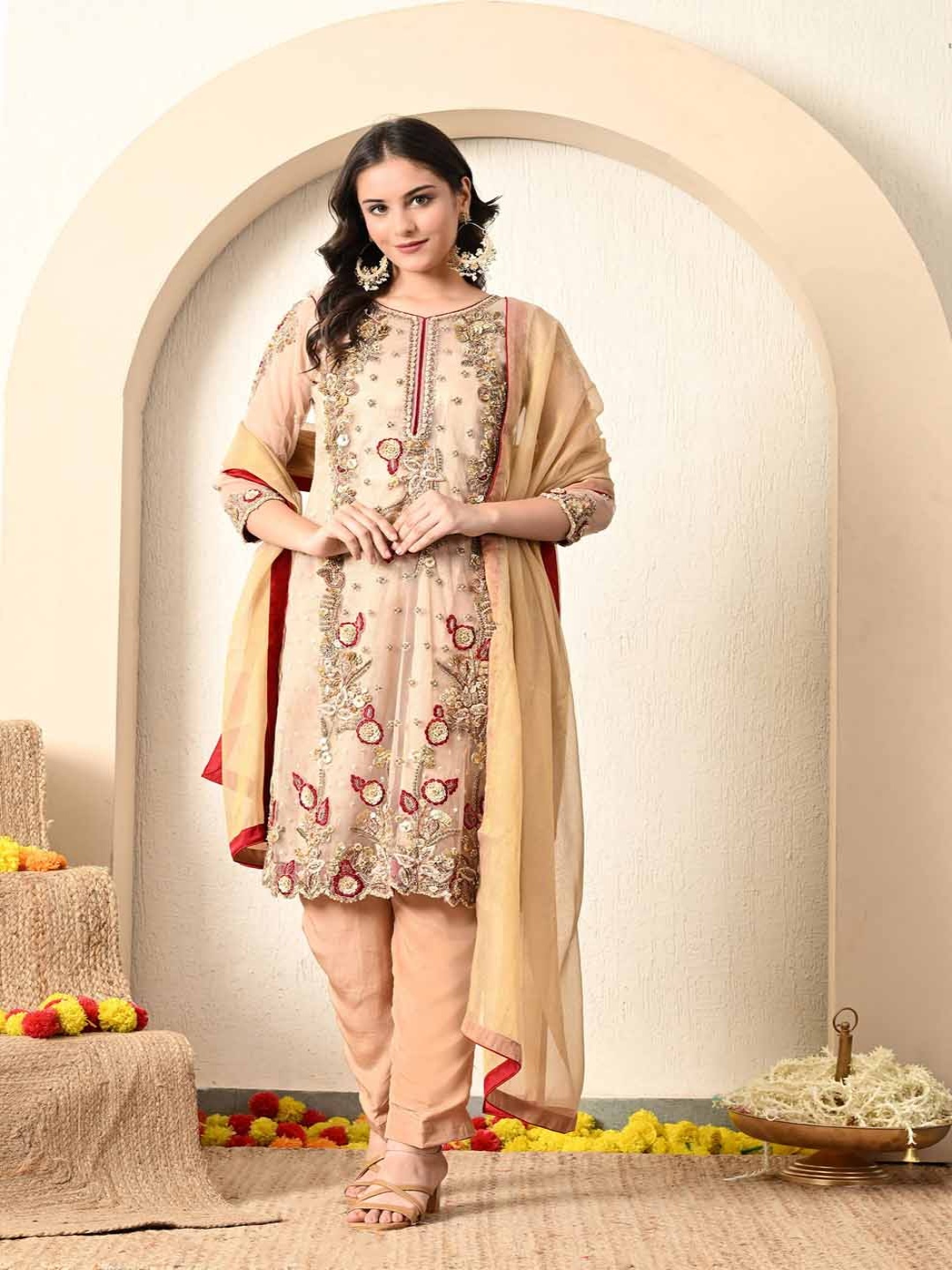 

ZARIKALI Ethnic Motifs Embroidered Zardozi Scalloped Kurta With Trousers & Dupatta, Gold