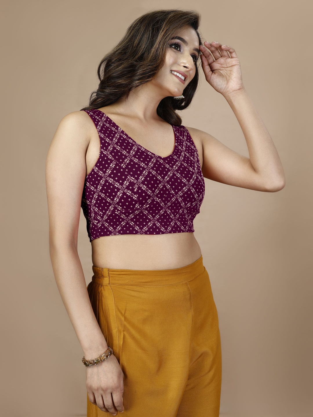 

Oomph! Non Padded V Neck Printed Sleeveless Slip-On Saree Blouse, Purple