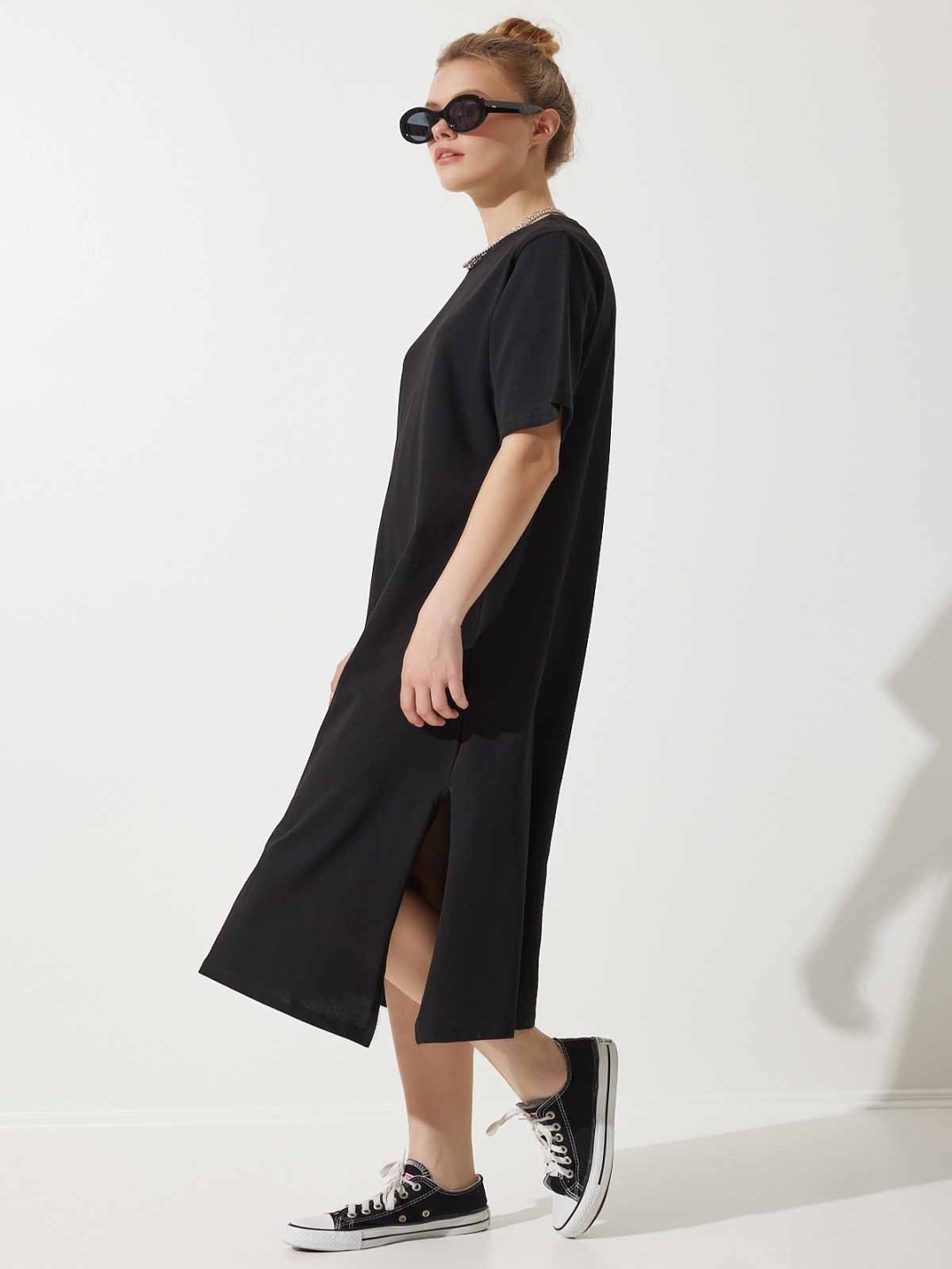 

Happiness istanbul Round Neck A-Line Midi Dress, Black