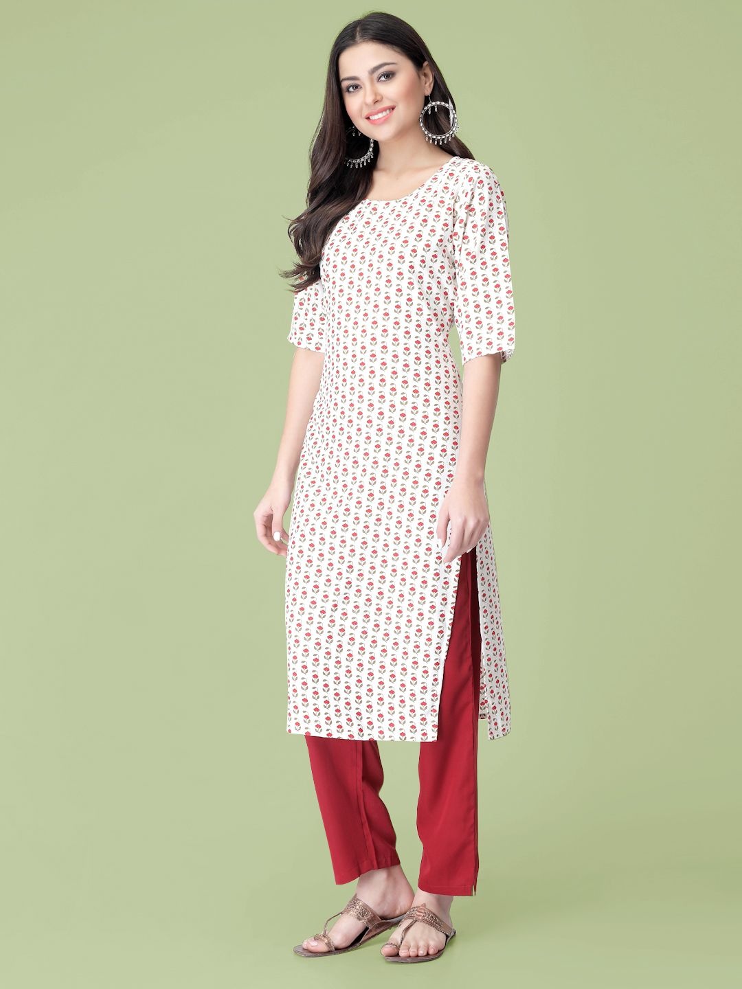 

7Threads Floral Printed Round Neck Straight Kurta with Trousers, White