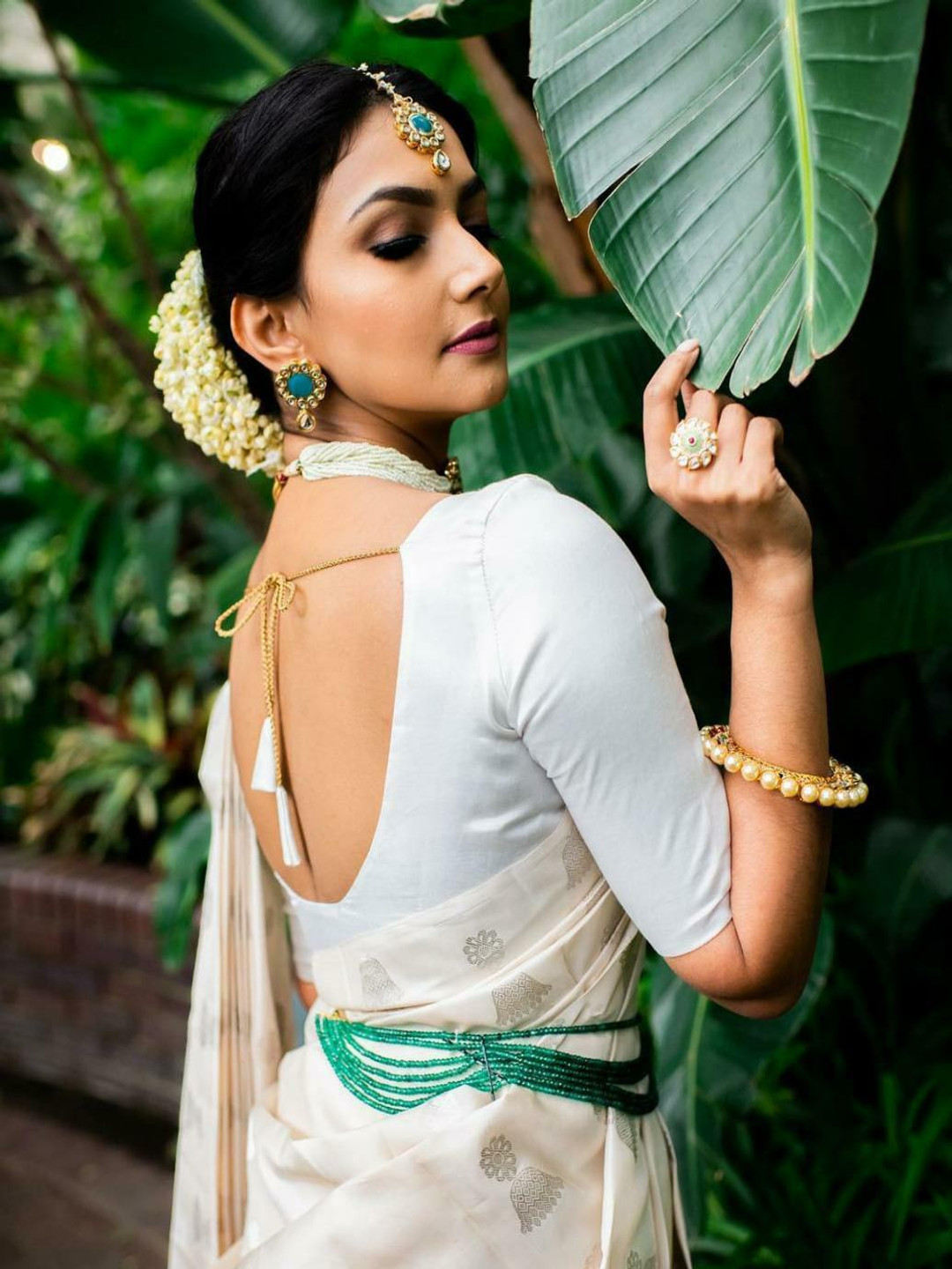 

ZIBLON Woven Design Pure Silk Kanjeevaram Saree, Off white