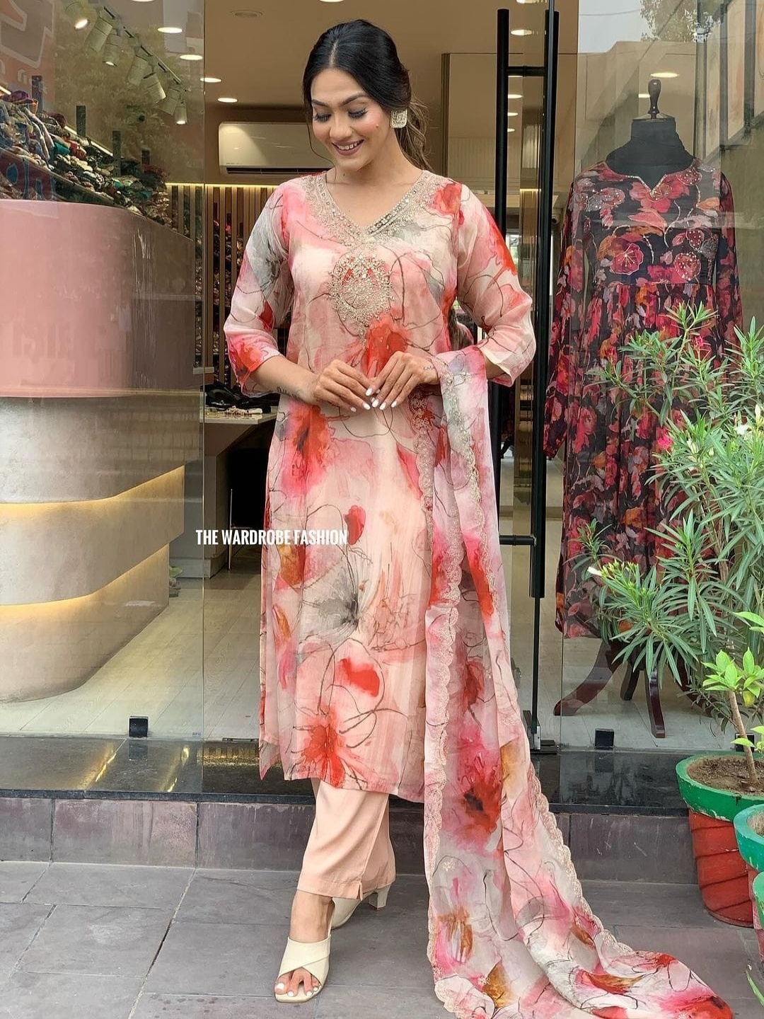 

BAESD Floral Printed Regular Sequinned Straight Kurta With Trousers & Dupatta, Peach