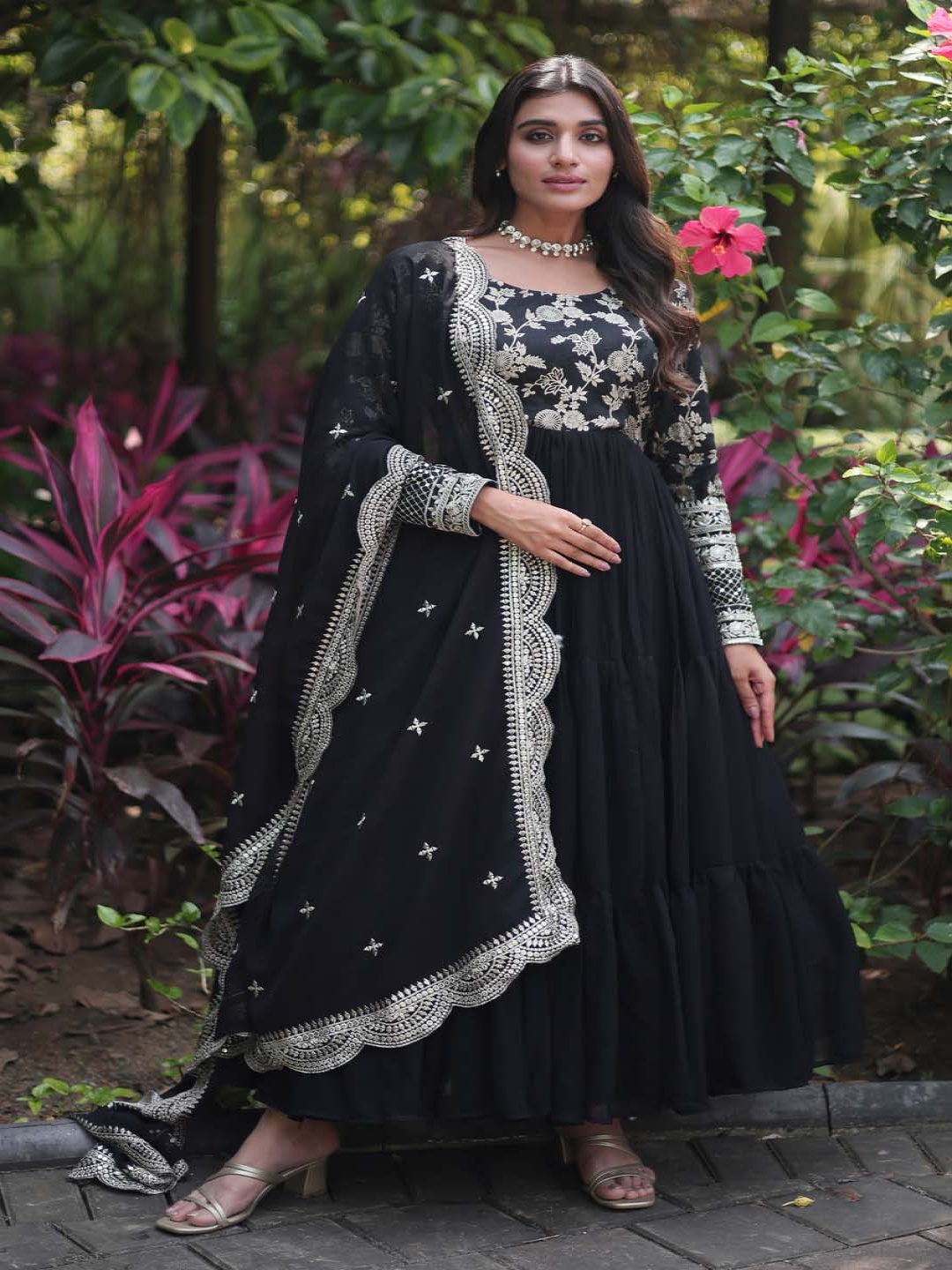 

KALINI Floral Woven Design Sequinned Tiered Anarkali Kurta With Duppatta, Black