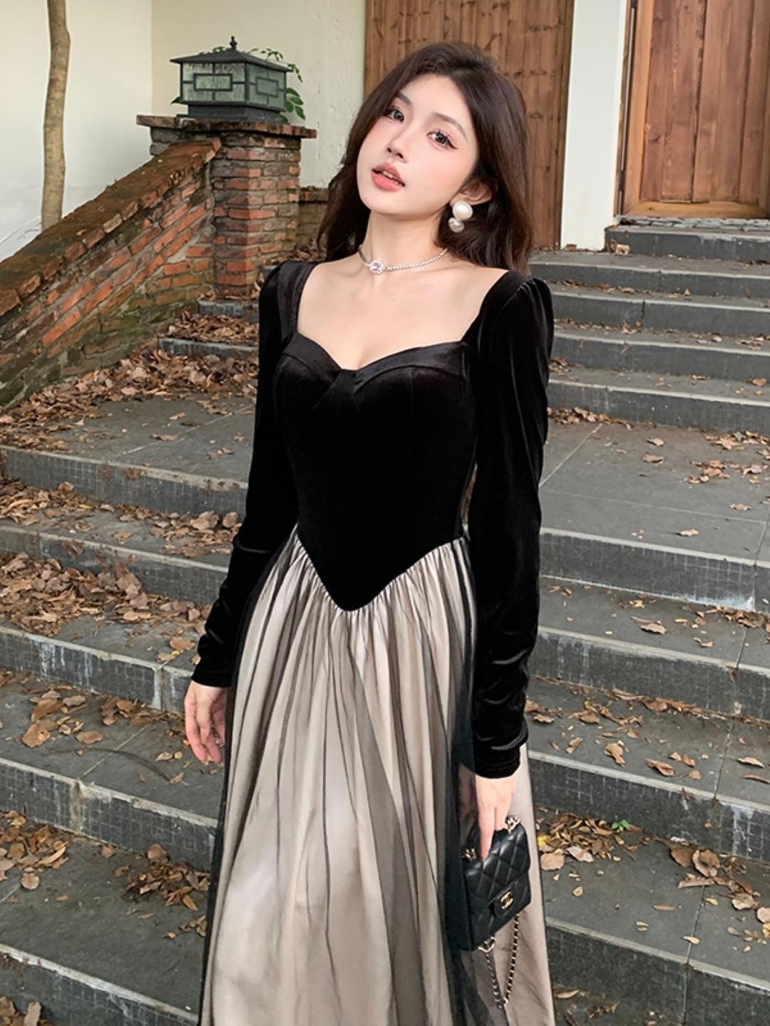 

KPOP Women Colourblocked A-Line Maxi Dress, Black