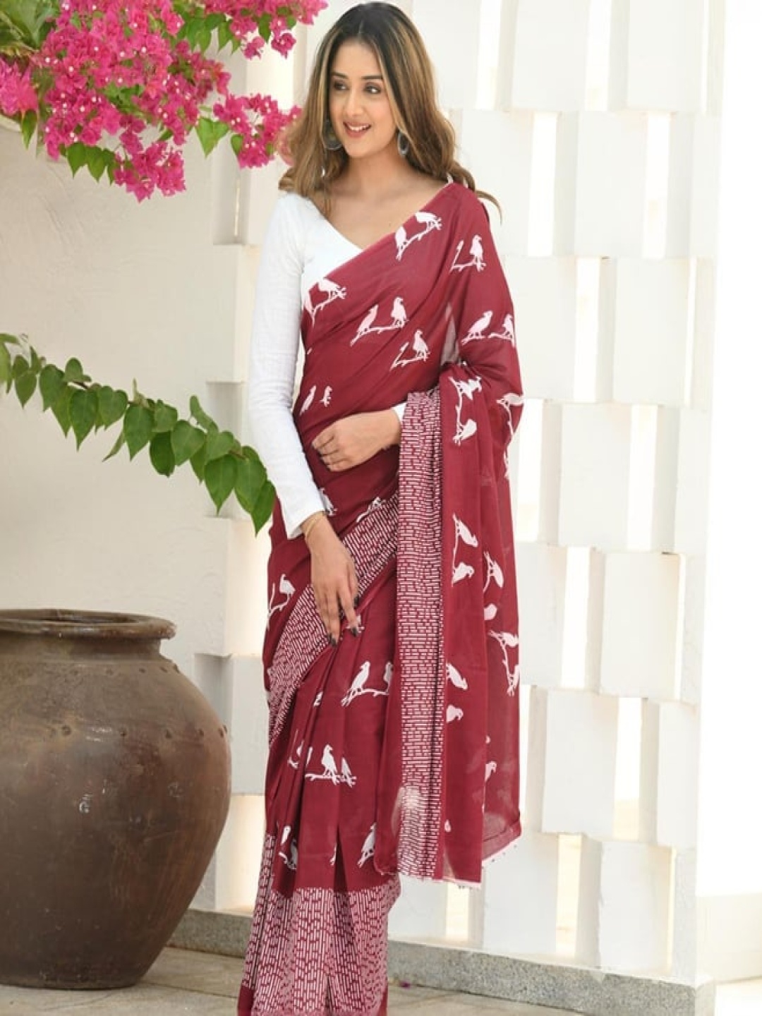 

Kriyansh Ethnic Motifs Printed Banarasi Saree, Maroon