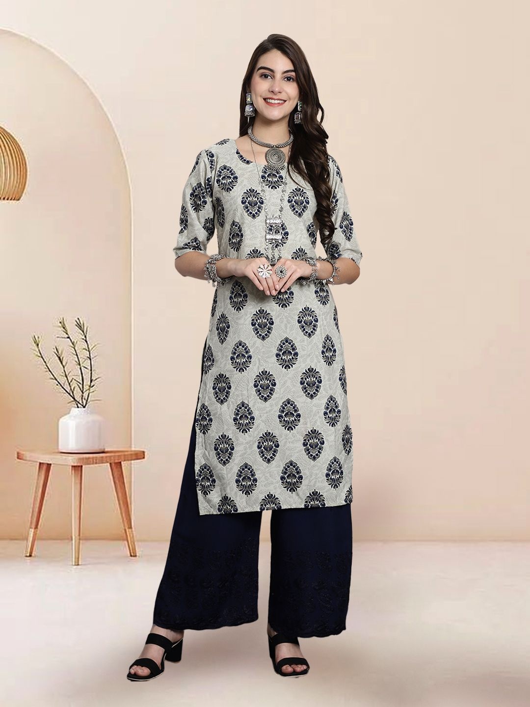 

7Threads Floral Printed Straight Kurta, Grey