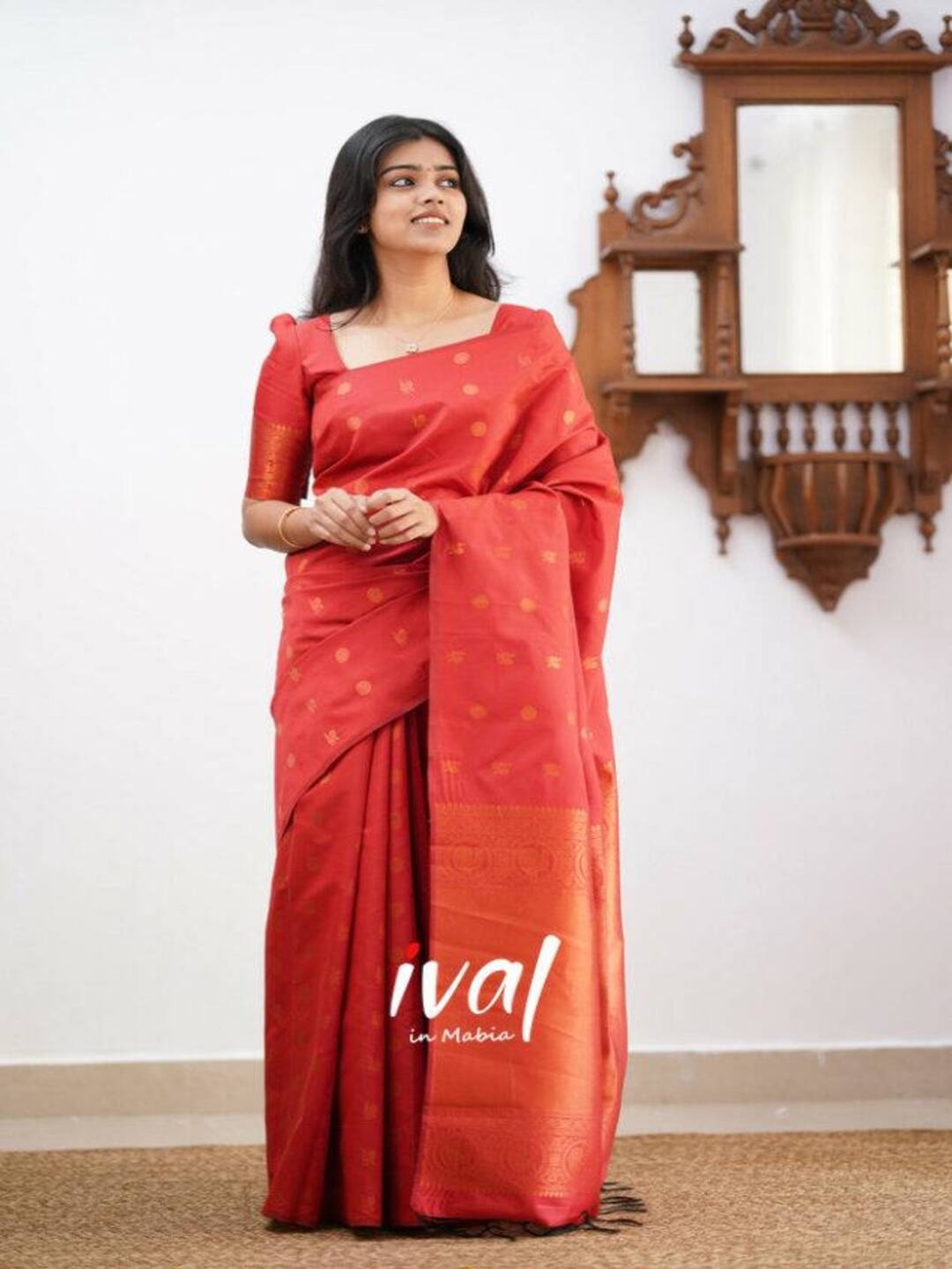 

SANJANA SILK Ethnic Motifs Zari Kanjeevaram Saree, Red