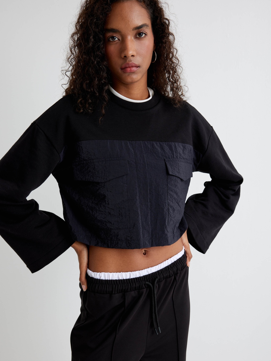 

Koton Women Colourblocked Crop Top, Black