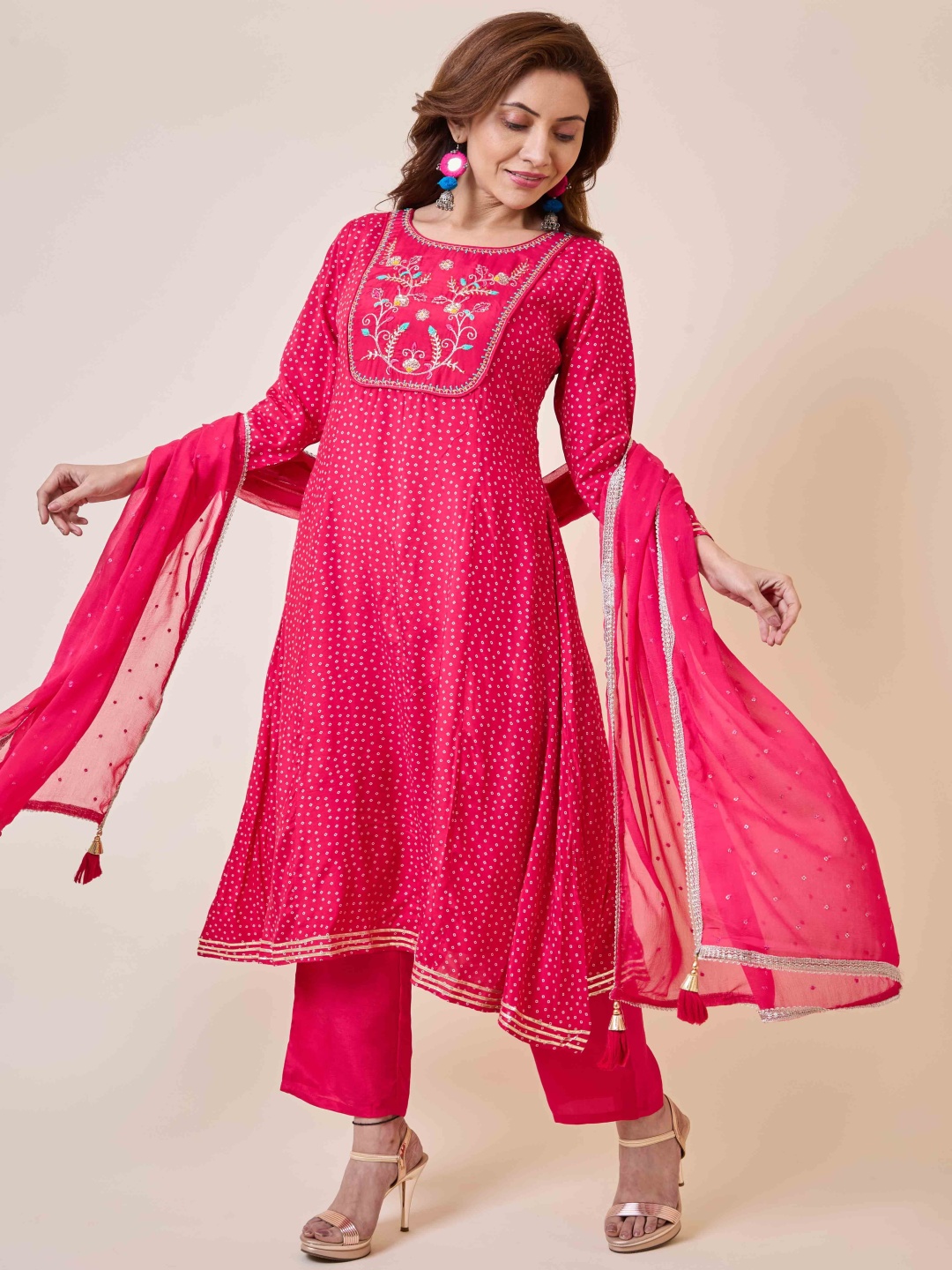 

Peachmode Bhandani Printed Thread Work Kurta With Trouser And Dupatta, Pink