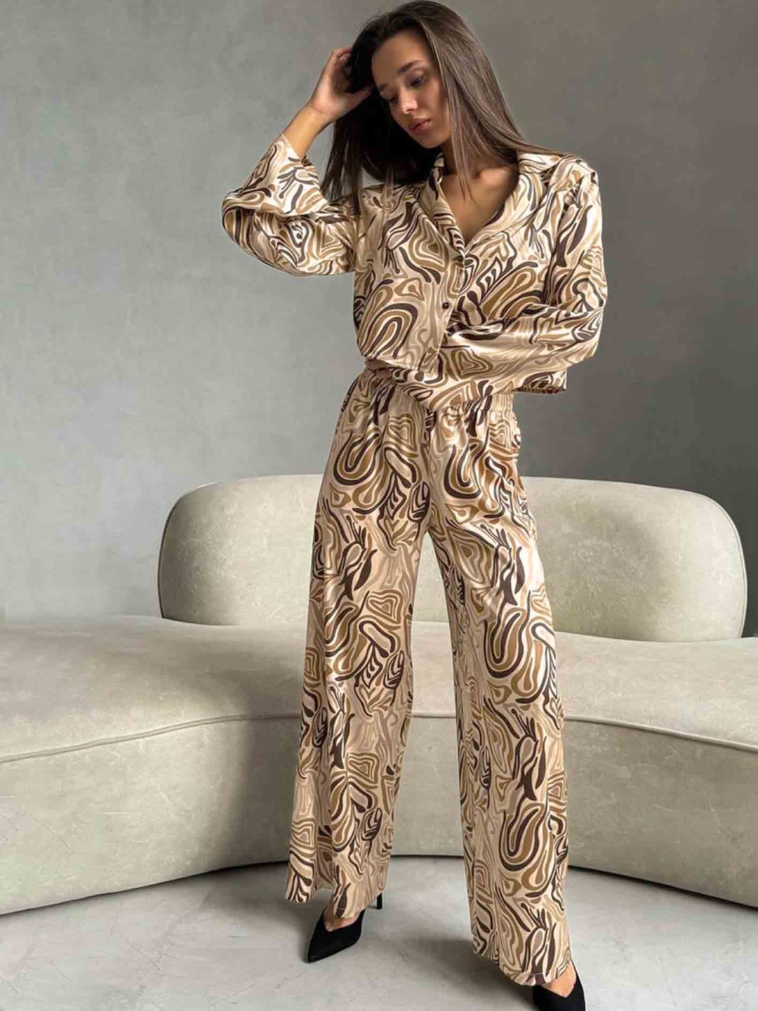 

LULU & SKY Women Printed Blazer With Trousers Co-Ords, Brown